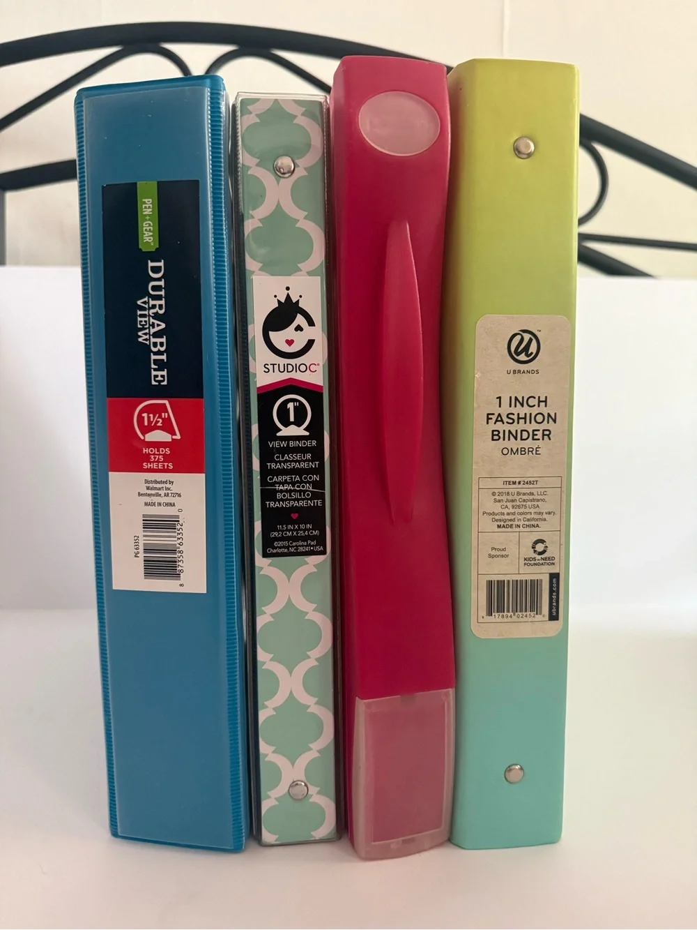 Lot of 4 Colorful 3-Ring Binders 1” 1.5” Pencil Zip Pouch School Office Supplies